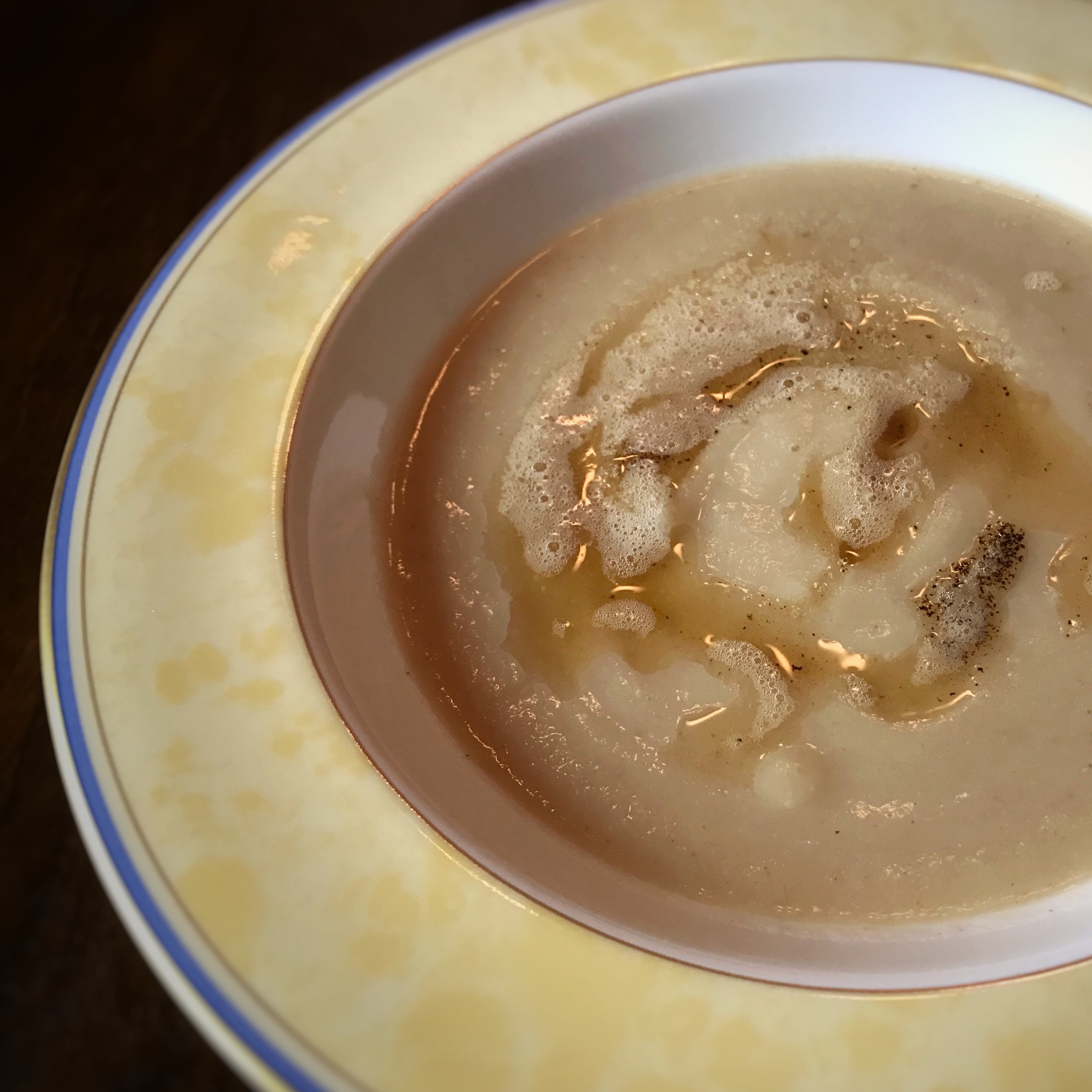 Roasted Cauliflower Soup