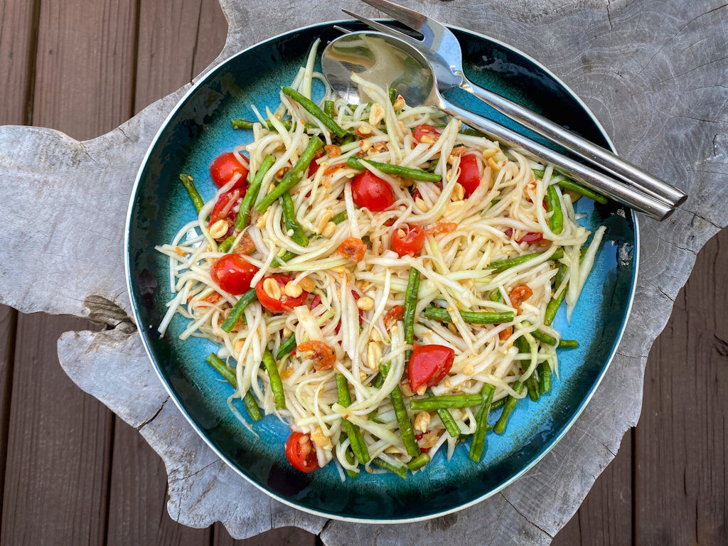 Som Tam Thai (Central Thai-Style Green Papaya Salad) Recipe