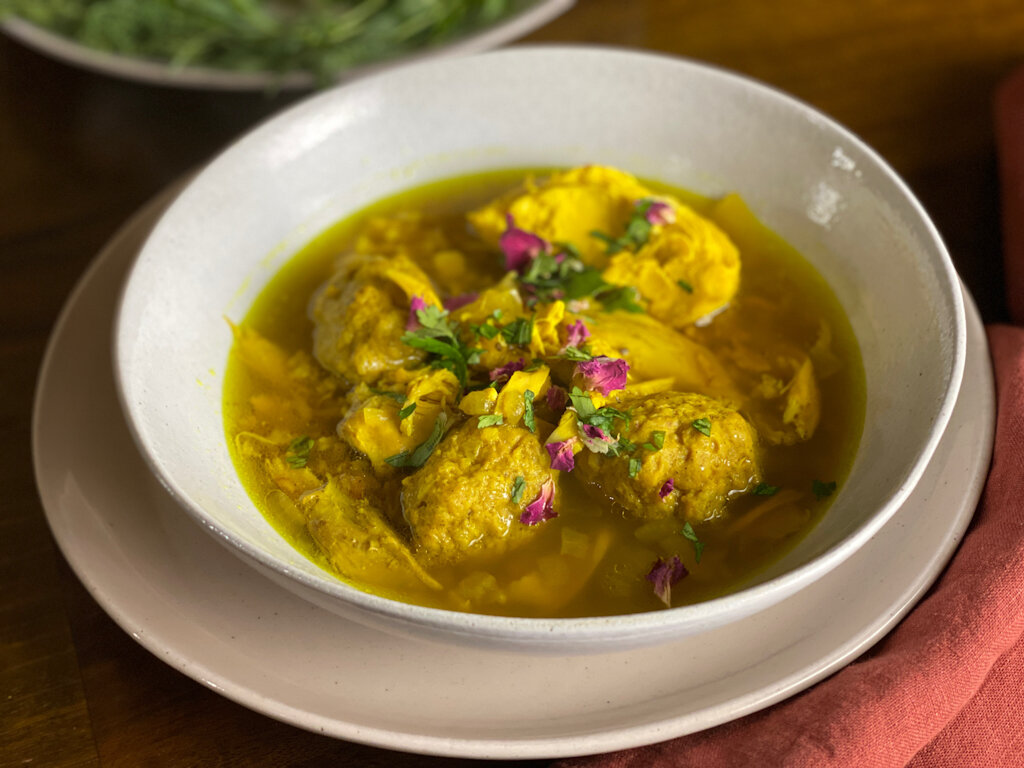 Persian Chicken Soup with Chickpea and Lamb Meatballs (Abgusht-e morgh ba kufteh-ye nokhodchi)