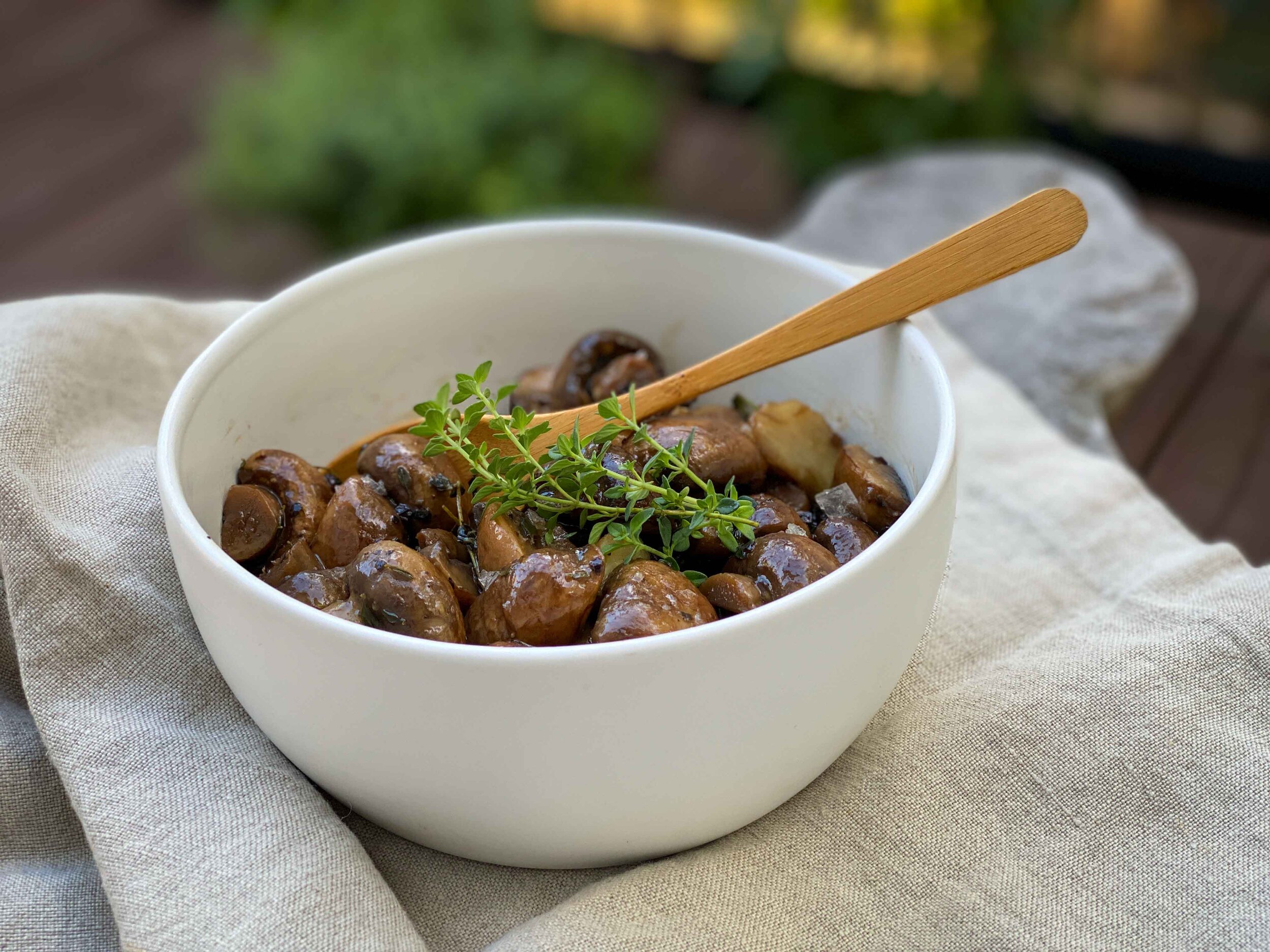 'Wine Style' Marinated Mushrooms (Vegan)