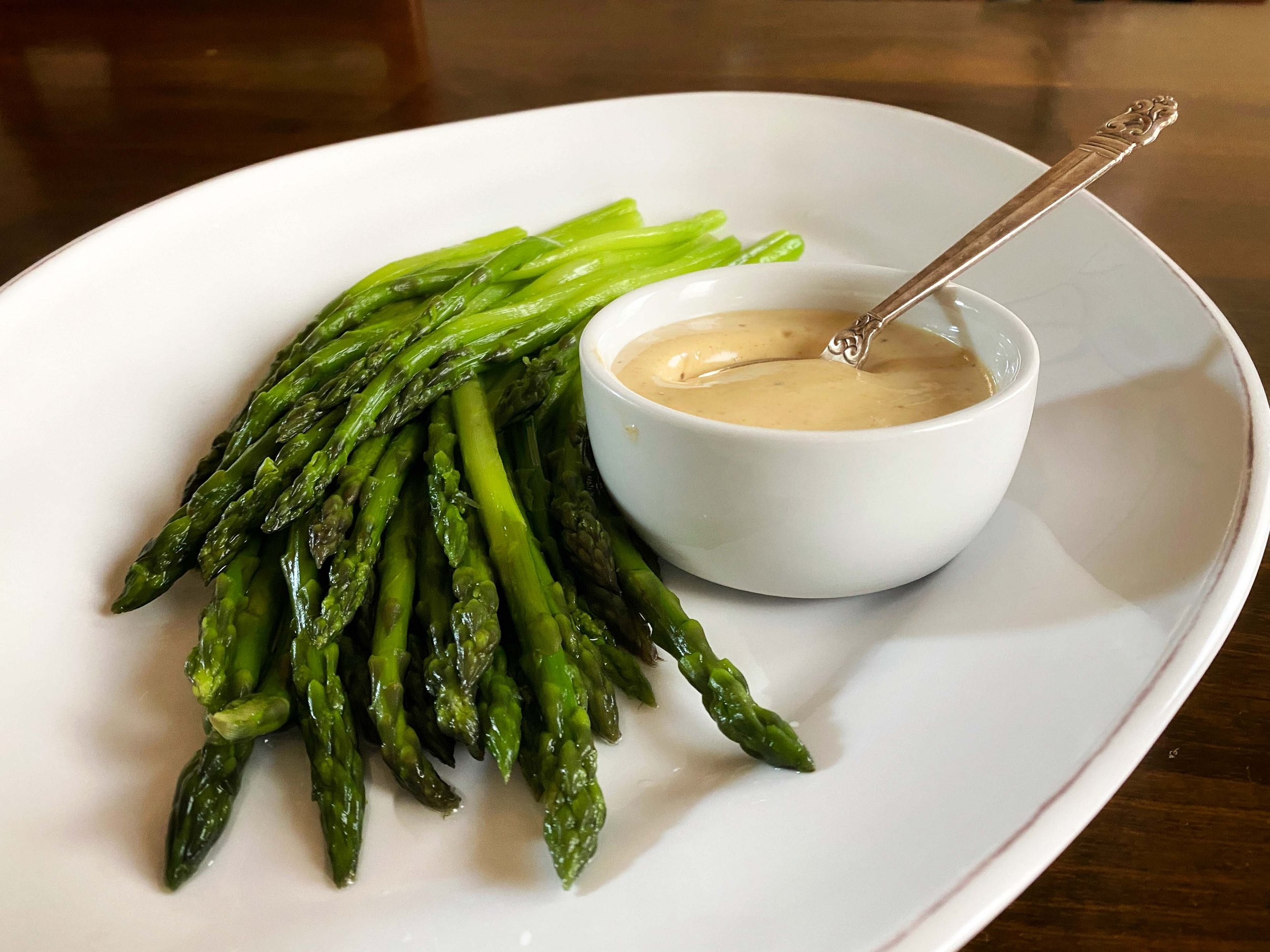 Chilled Asparagus Troisgros-Savoy (Vegetarian)