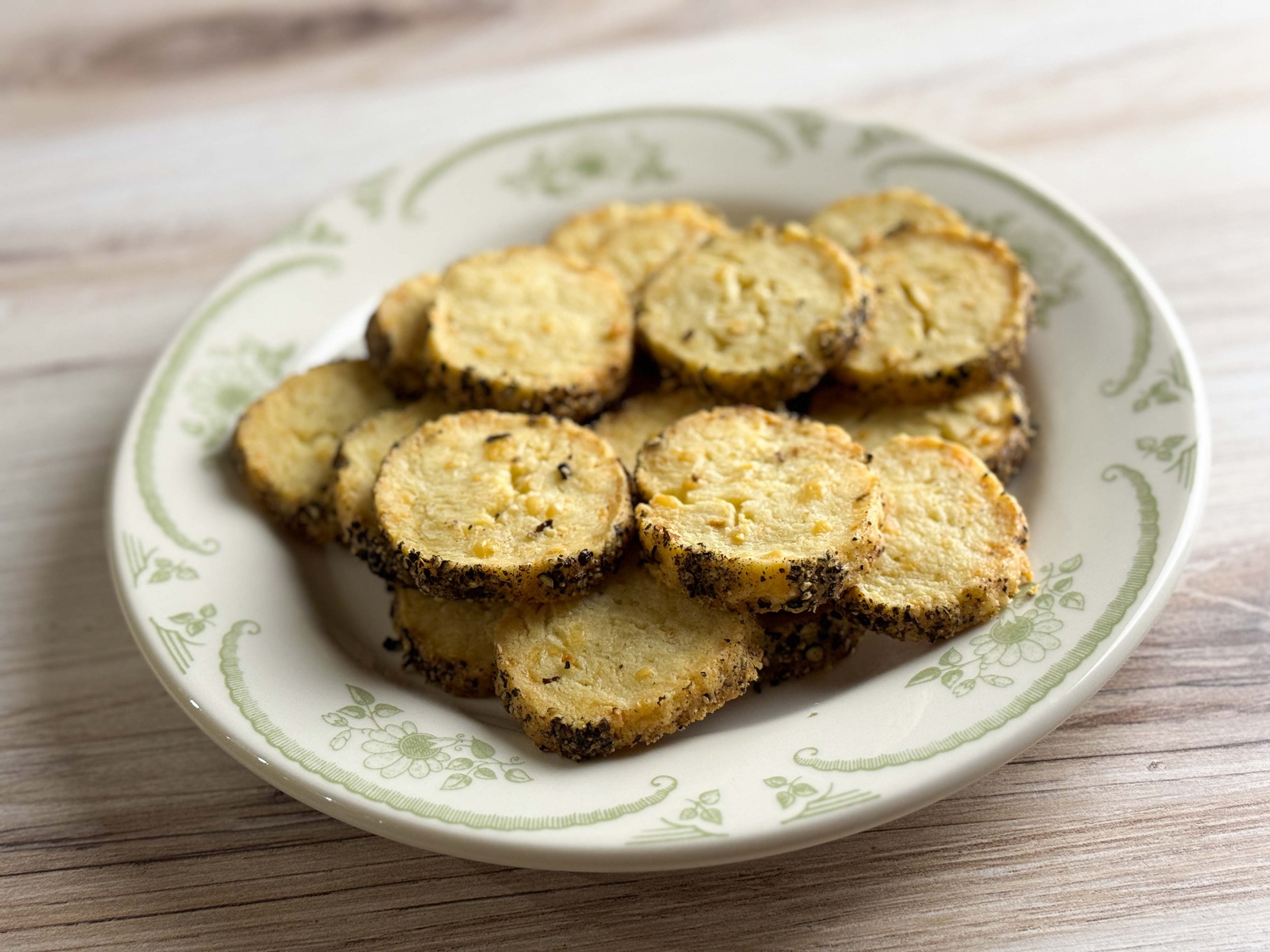 Cacio e Pepe Cheese Coins