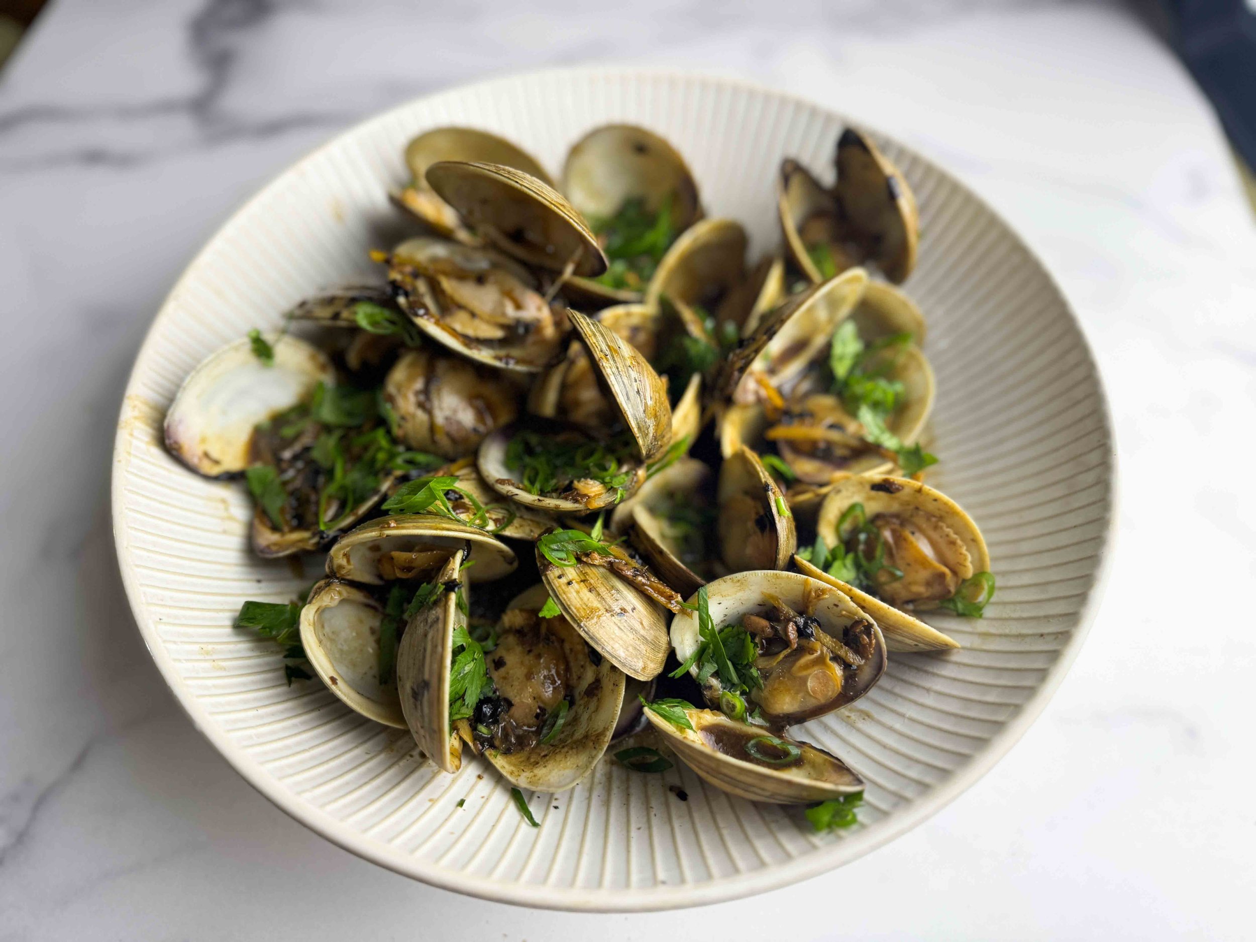 Clams Stir-Fried with Black Beans