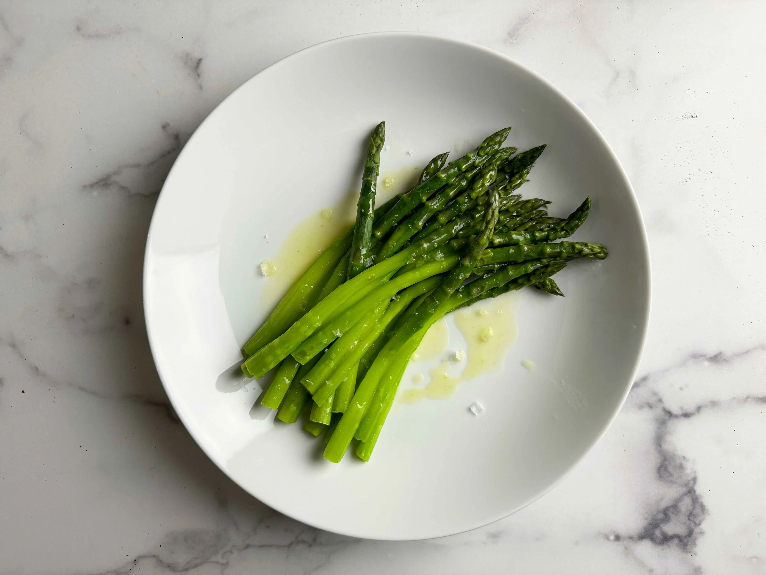 Buttered Asparagus overhead.jpg