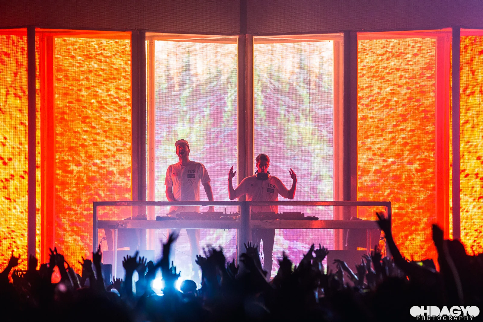 TheChainsmokersShrine112715-0049.jpg