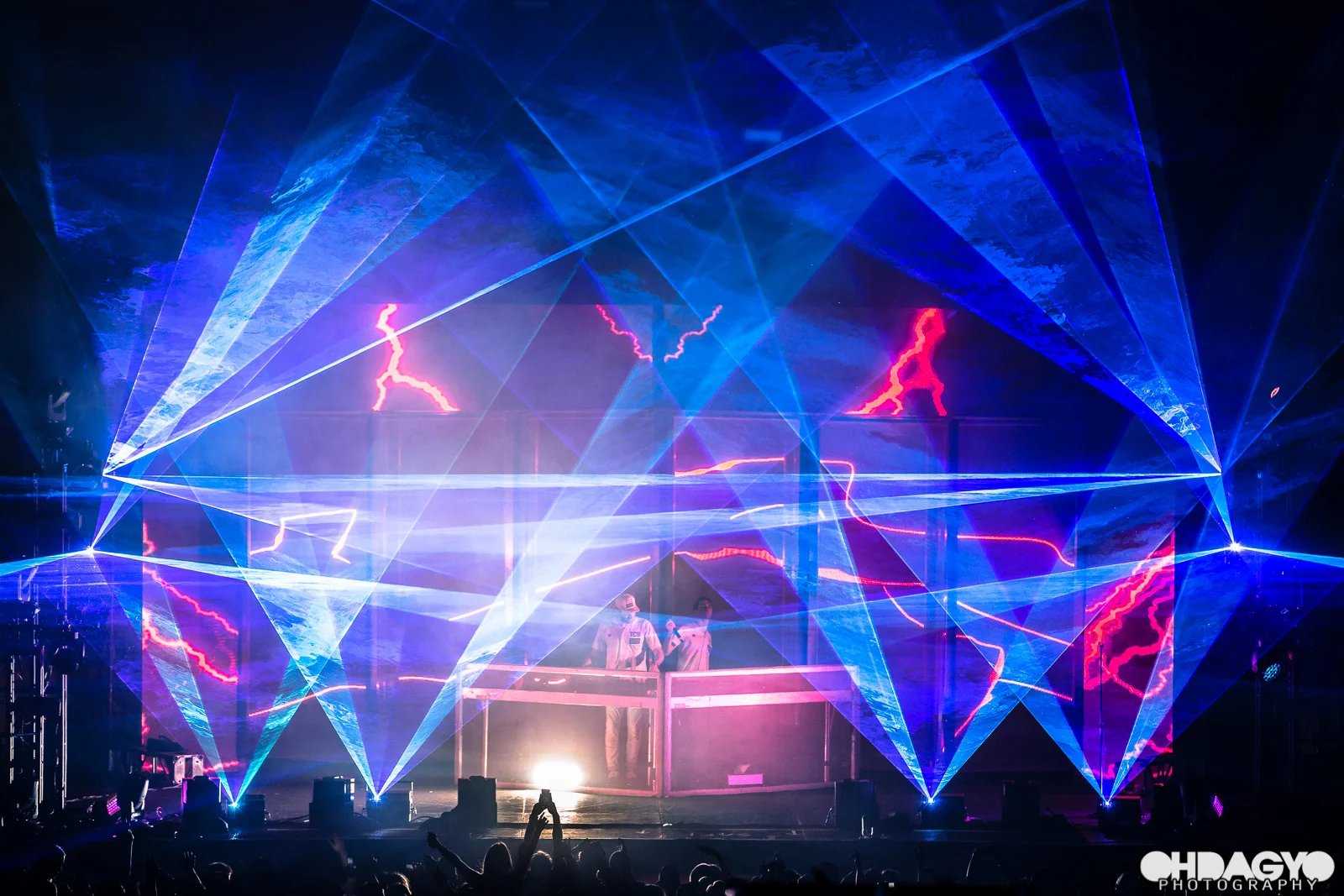 TheChainsmokersShrine112715-0080.jpg