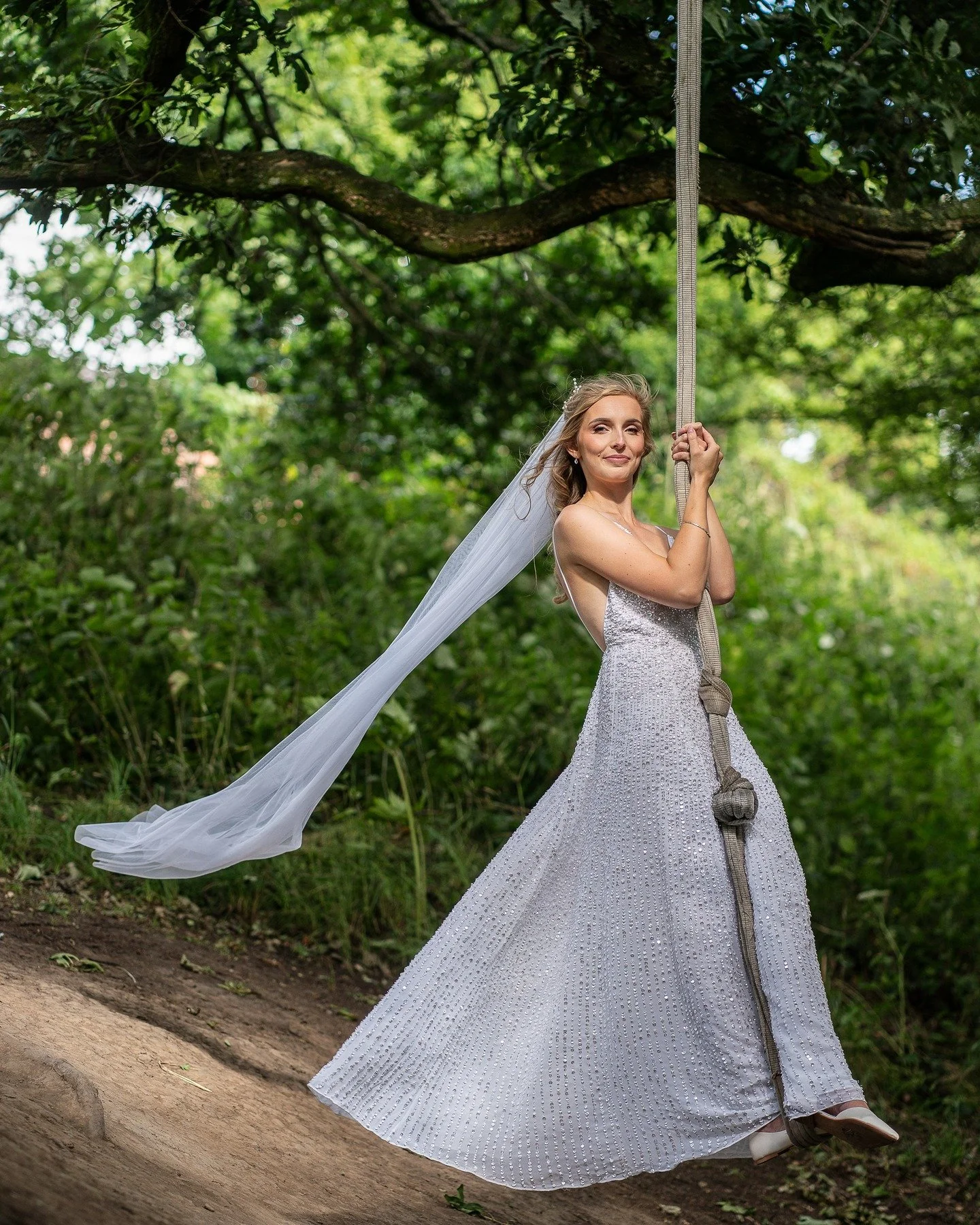 Lily in gorgeous light during her Wedding to Sam in Darlington, 2023.

#durhamweddingphotographer
#newcastleweddingphotographer
#northeastweddingphotographer
#weddingphotography
#darlingtonweddingphotographer
#2025wedding
#2026wedding