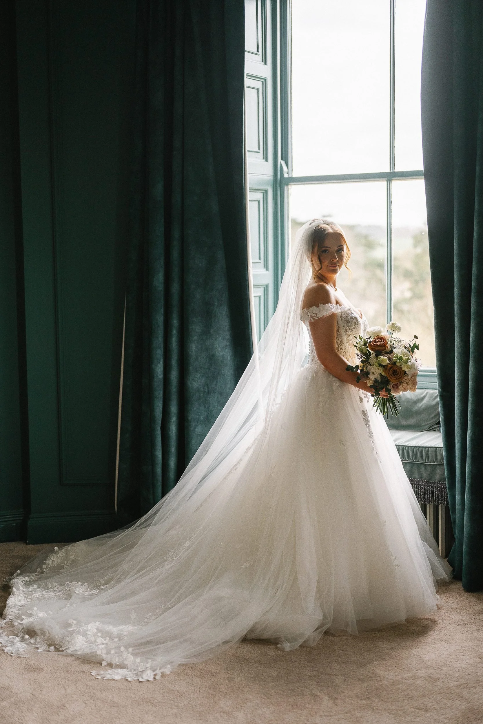 12-lartington-hall-bridal-prep.jpg
