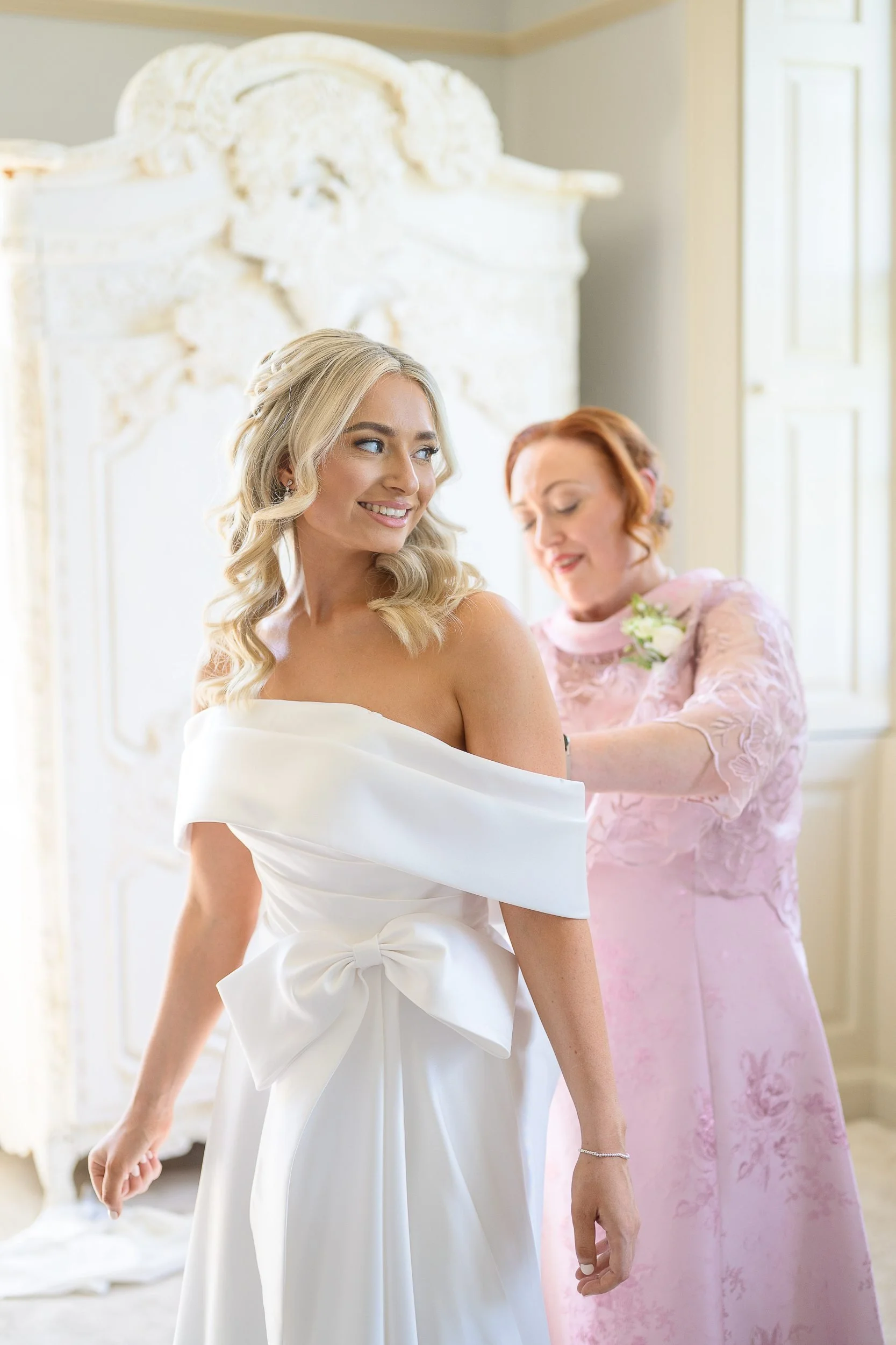 5-newton-hall-bridal-prep.jpg
