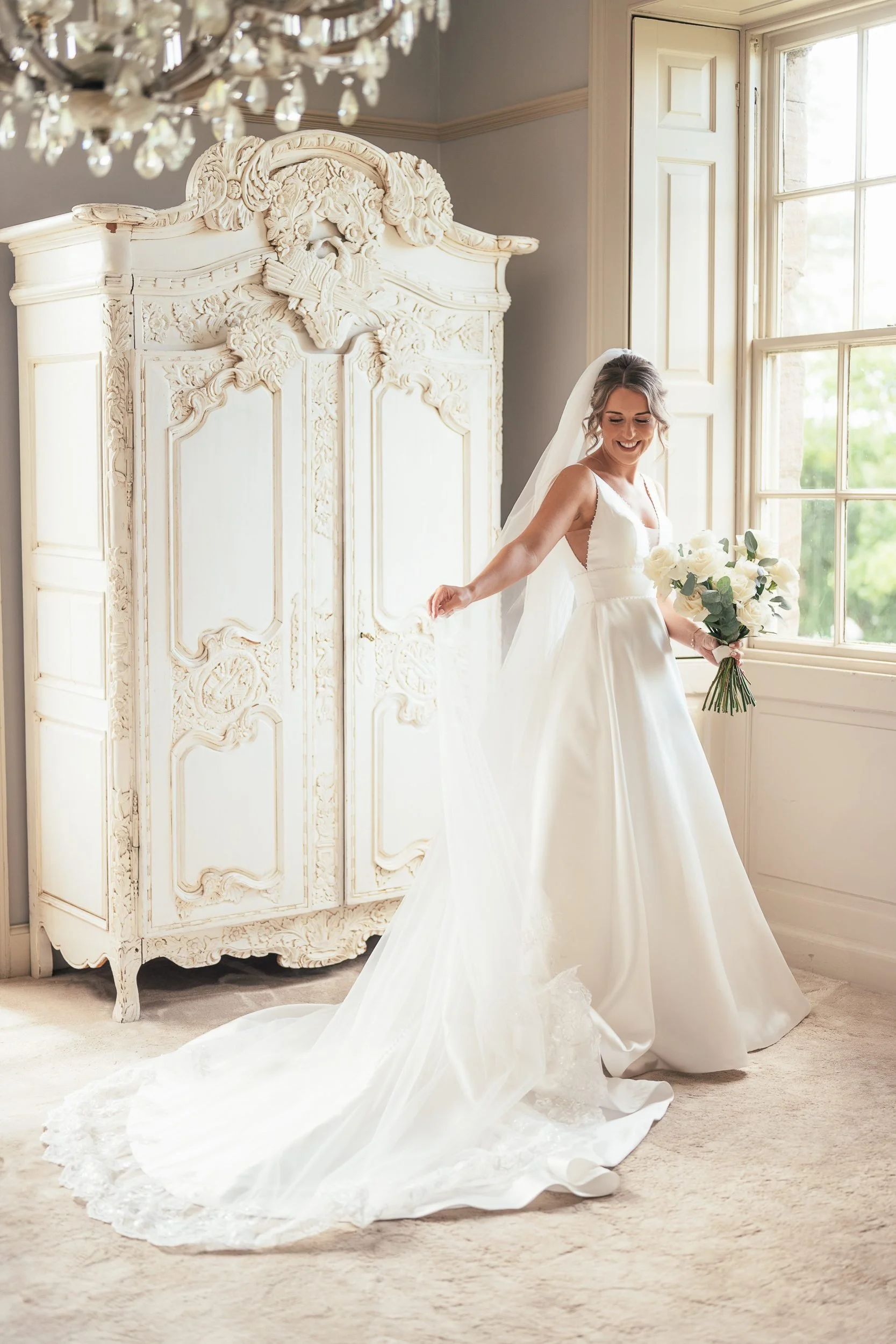 7-newton-hall-bridal-prep.jpg
