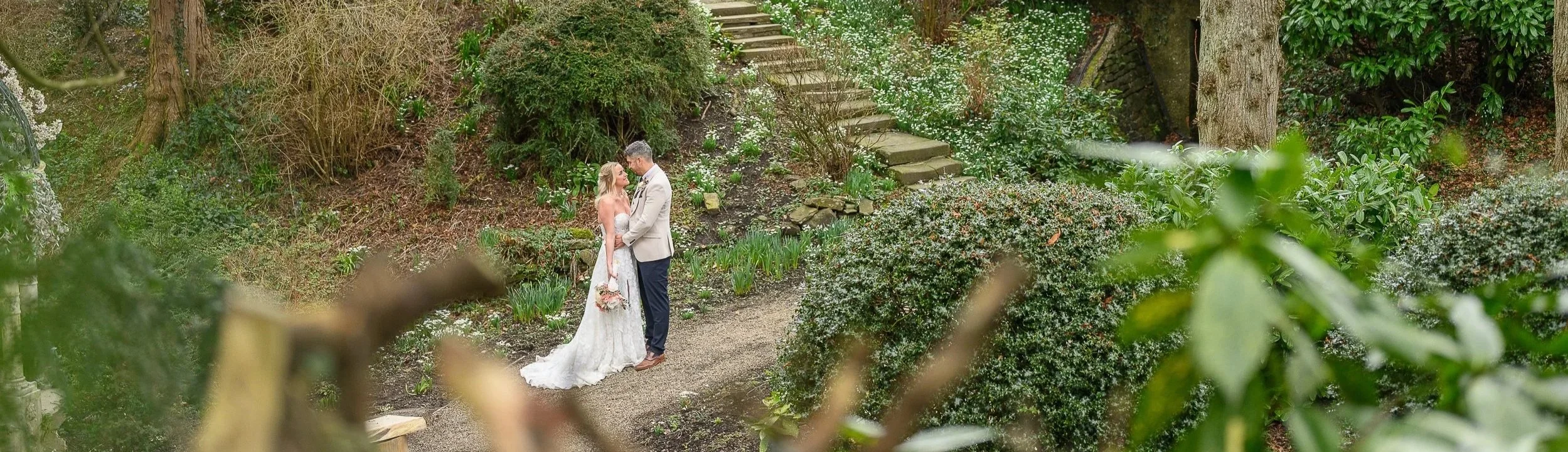 Lindsay &amp; Alec | Whitworth Hall