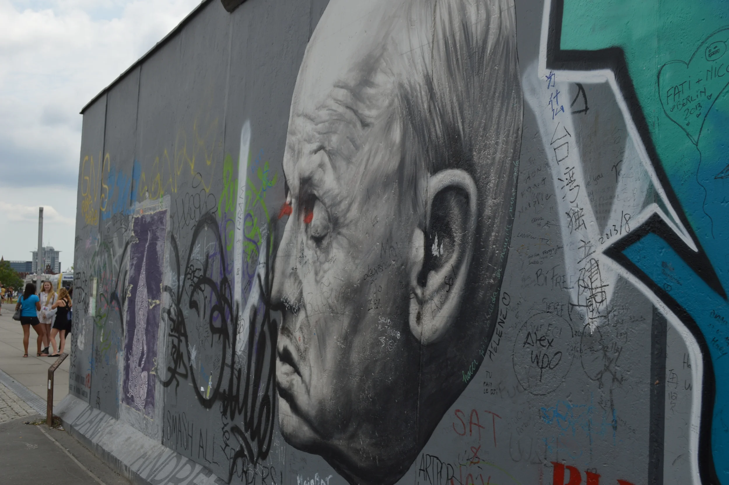 Bone-Chilling Berlin - Remembering The Past