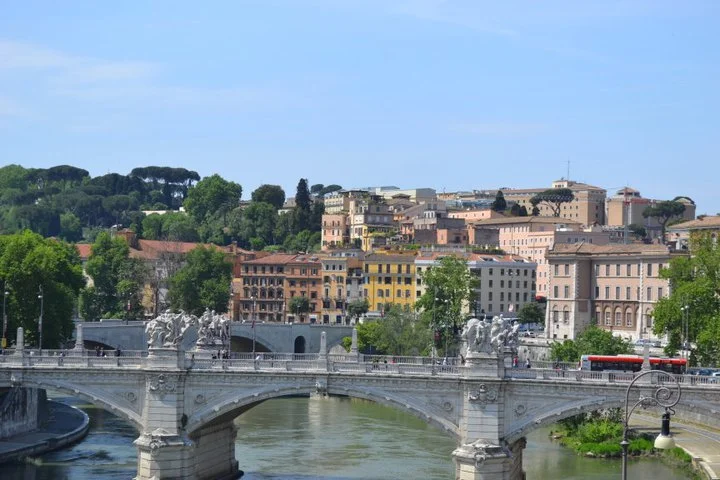 Why Studying Abroad Was The Best Decision I Ever Made