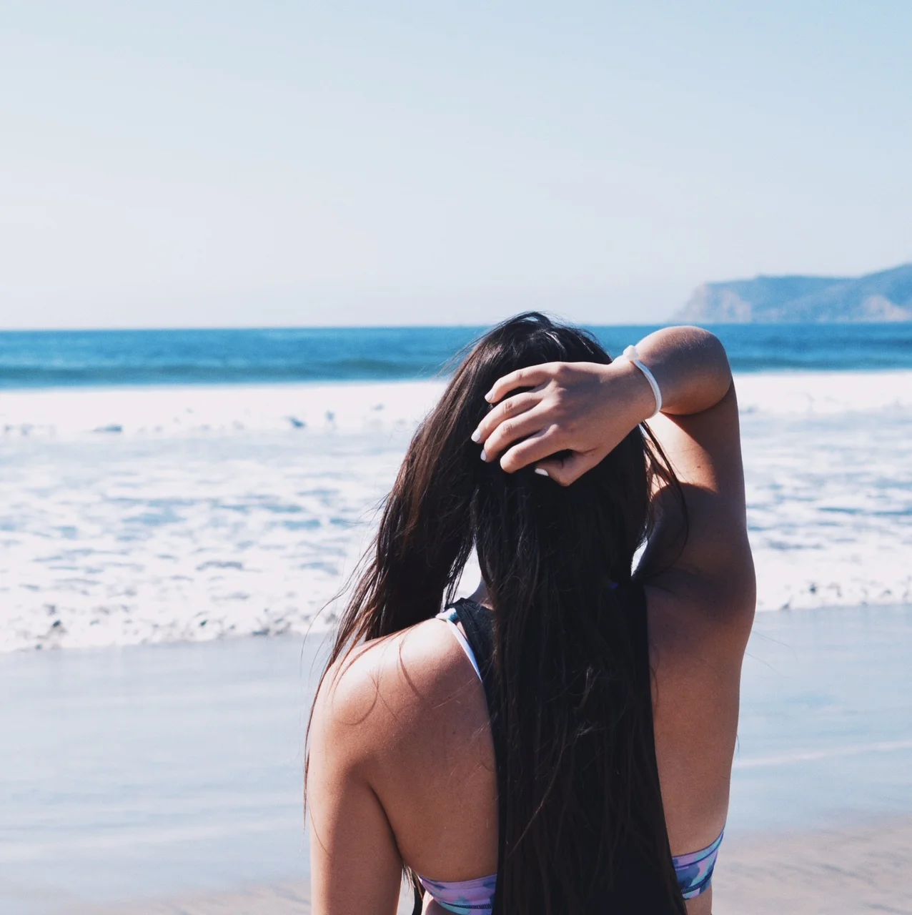 How I Traveled To 11 Countries by Working Abroad - on WE ARE TRAVEL GIRLS