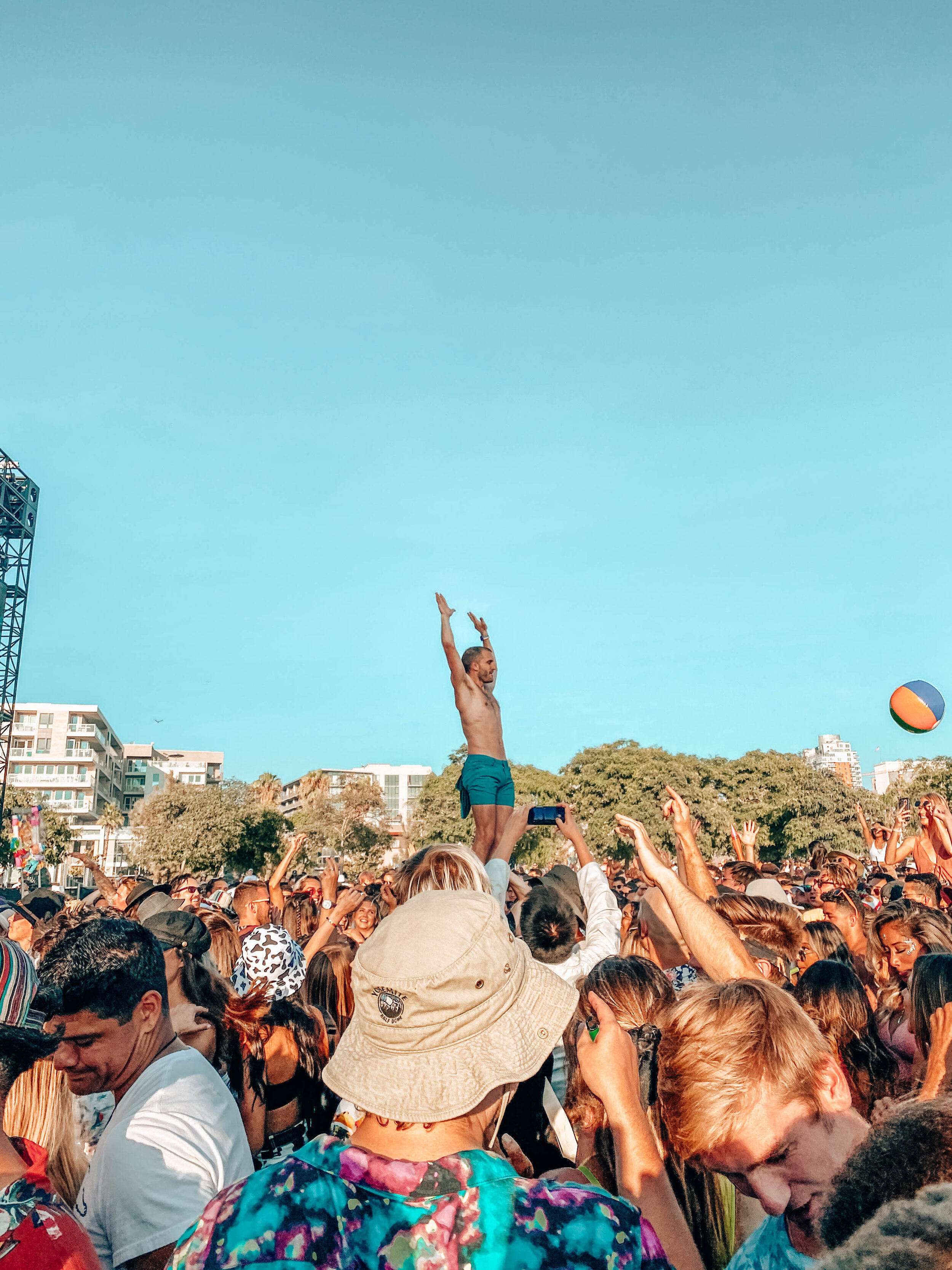 Can You Get Away With A Fake Id At Crssd