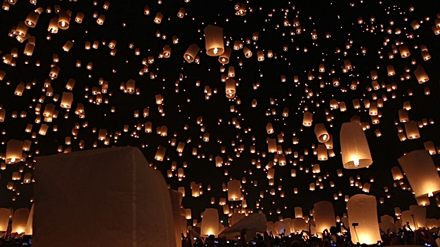 Send off your intention for the season to come during the August fullmoon!