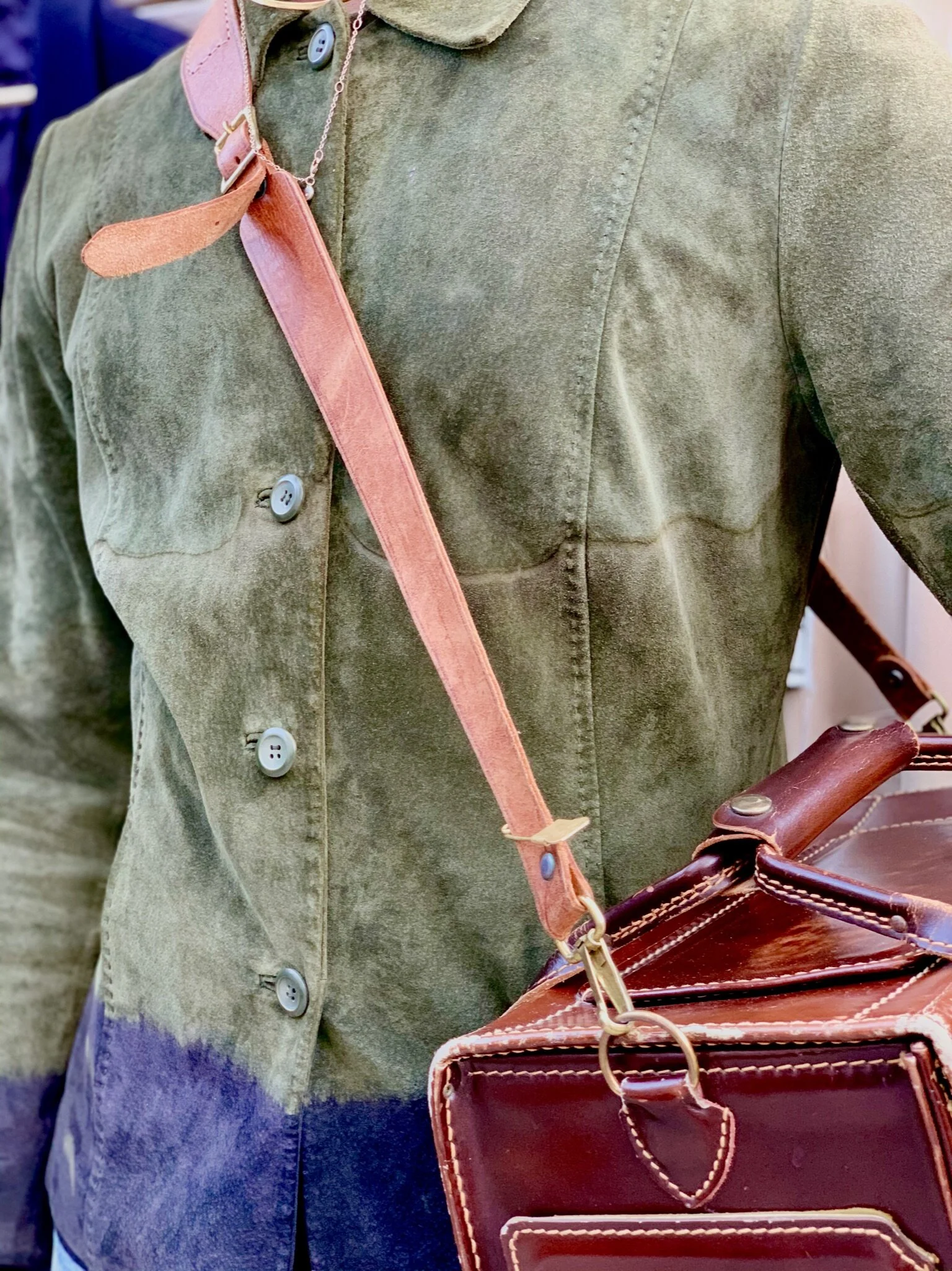 4C2F612E-7364-4249-AB26-F475EA206C71