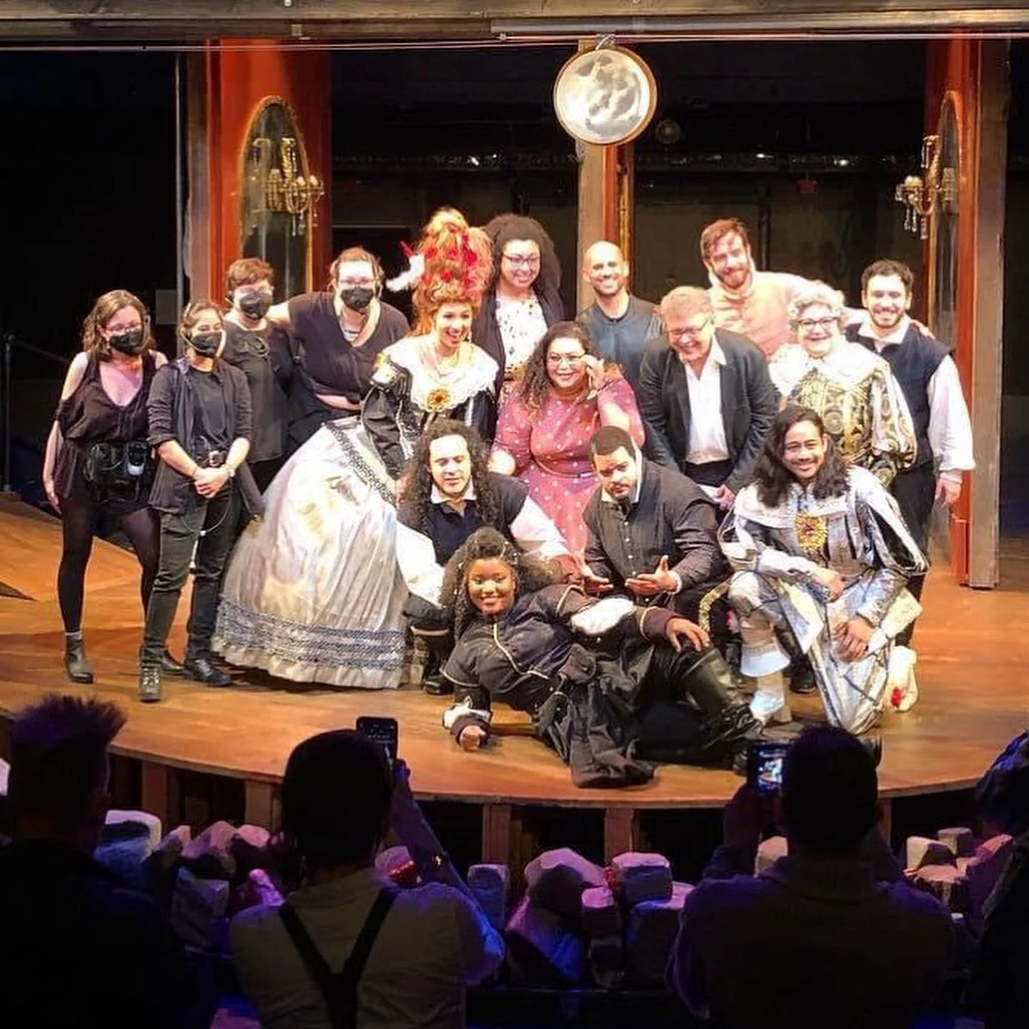 Happy closing Sue&ntilde;o! Sad to end on such a&hellip;positive note? Thank you for reminding me that life&rsquo;s a dream. ✨ 

Photos:
1. Cast and crew with playwright Jos&eacute; Rivera on opening night 
2. Pinning on the incredible Estrella wig b