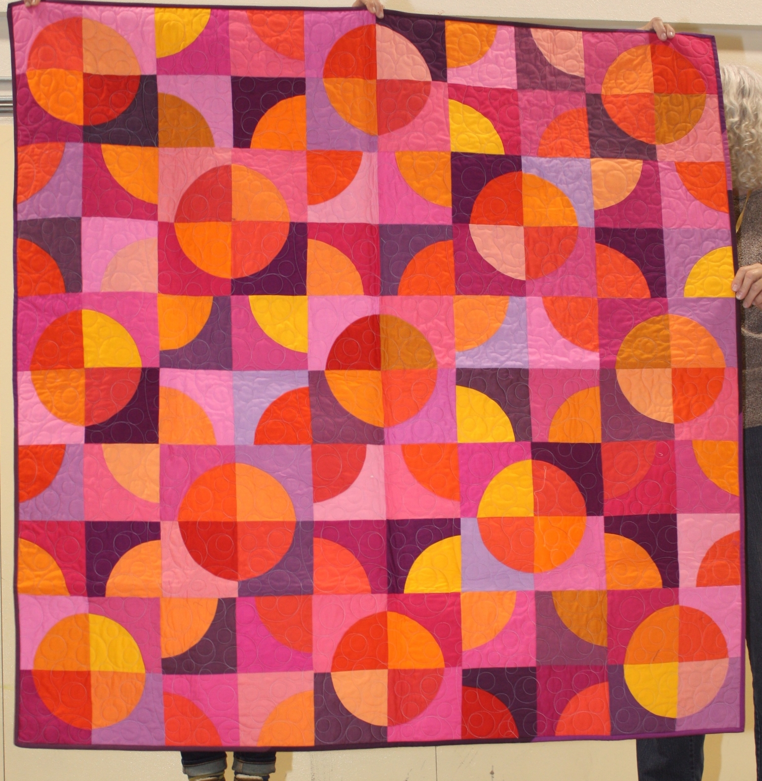  Cath Hall  Instagram: Wombat Quilts  Curves Quilt    