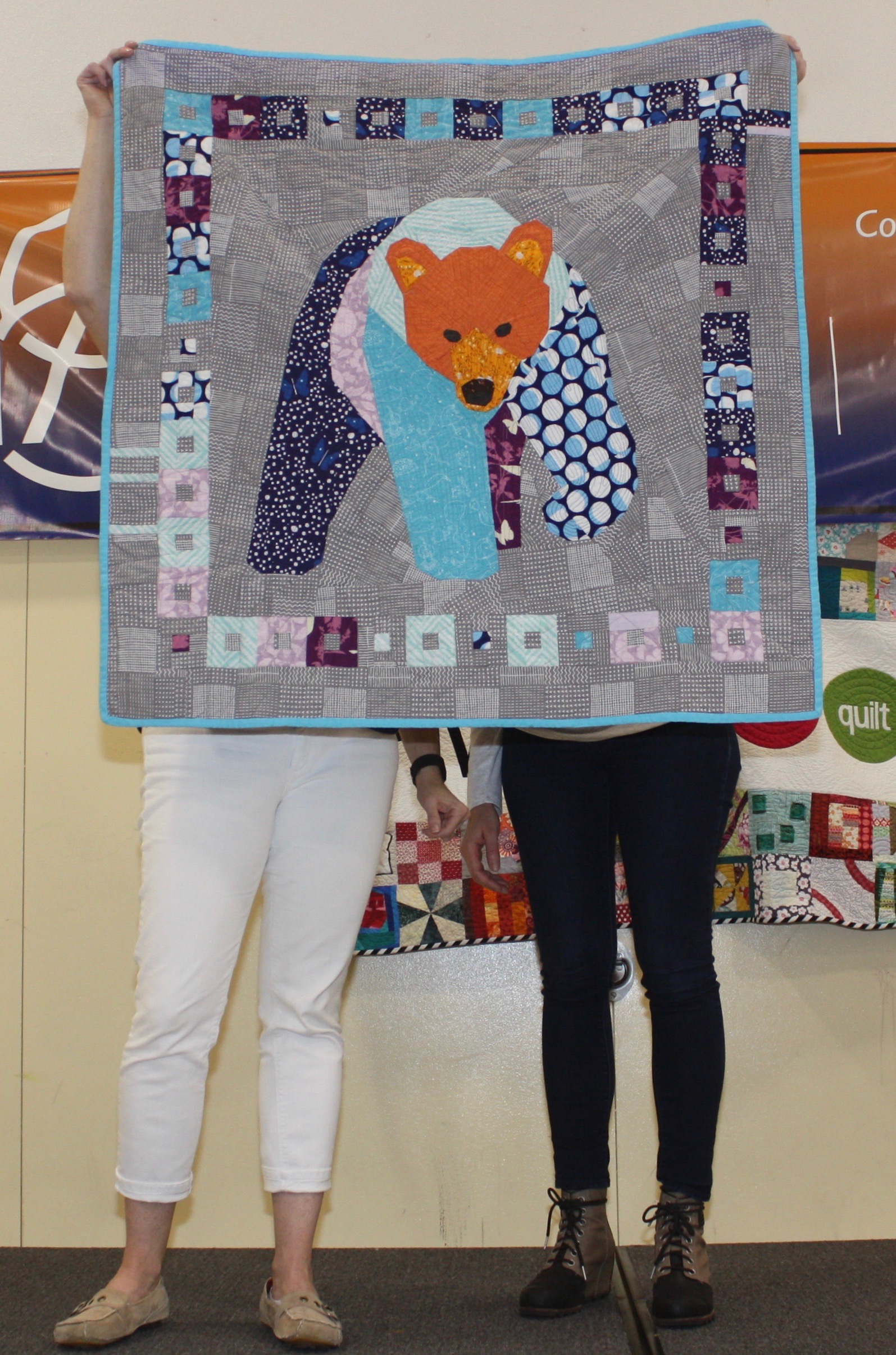  Mims  Big Bear  The center is a paper-piecing pattern by Tartan Kiwi  @mimsical13 