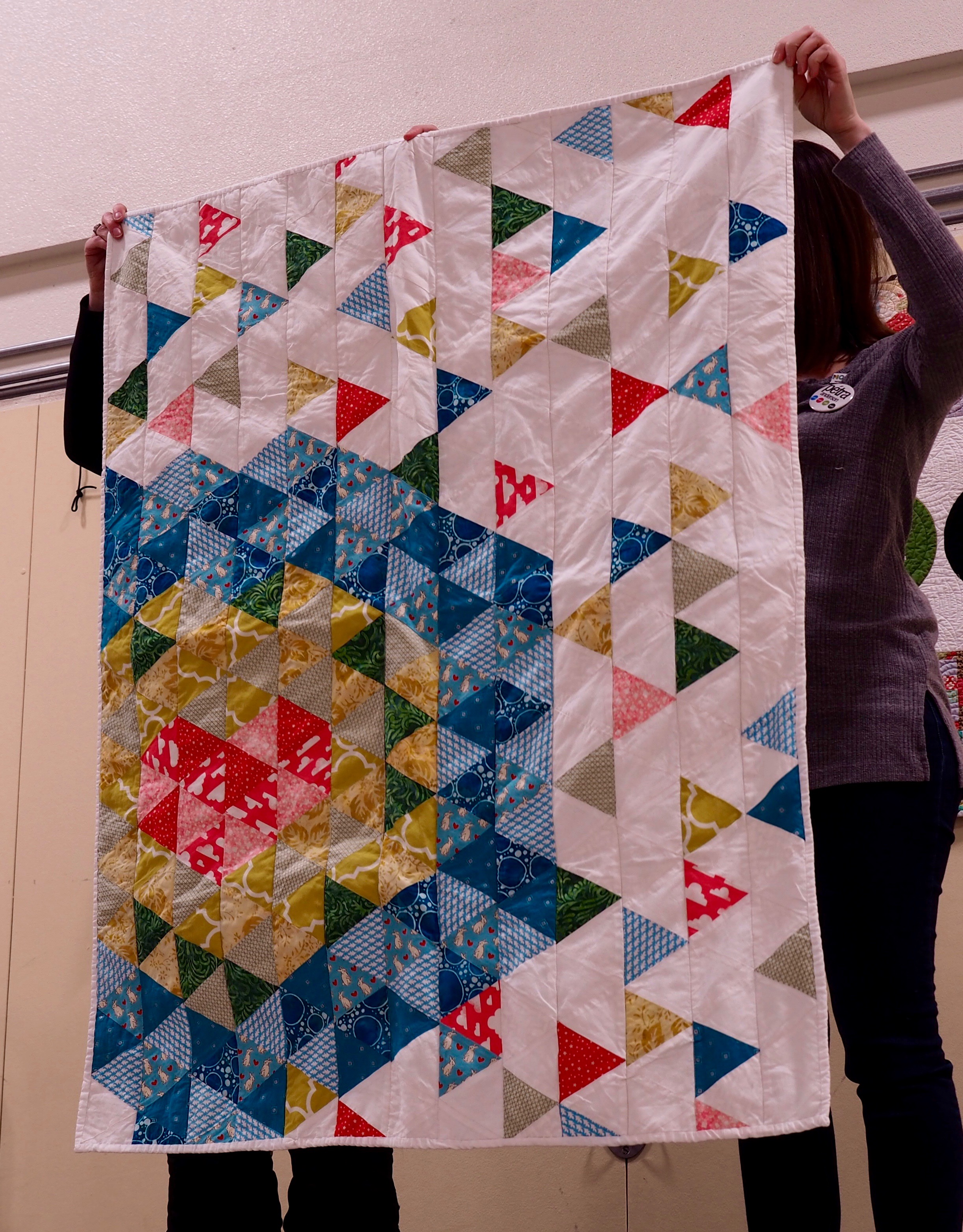 Quilt pattern by Sunshine Handcrafts (triangles) quilt by Maddison Stapleton