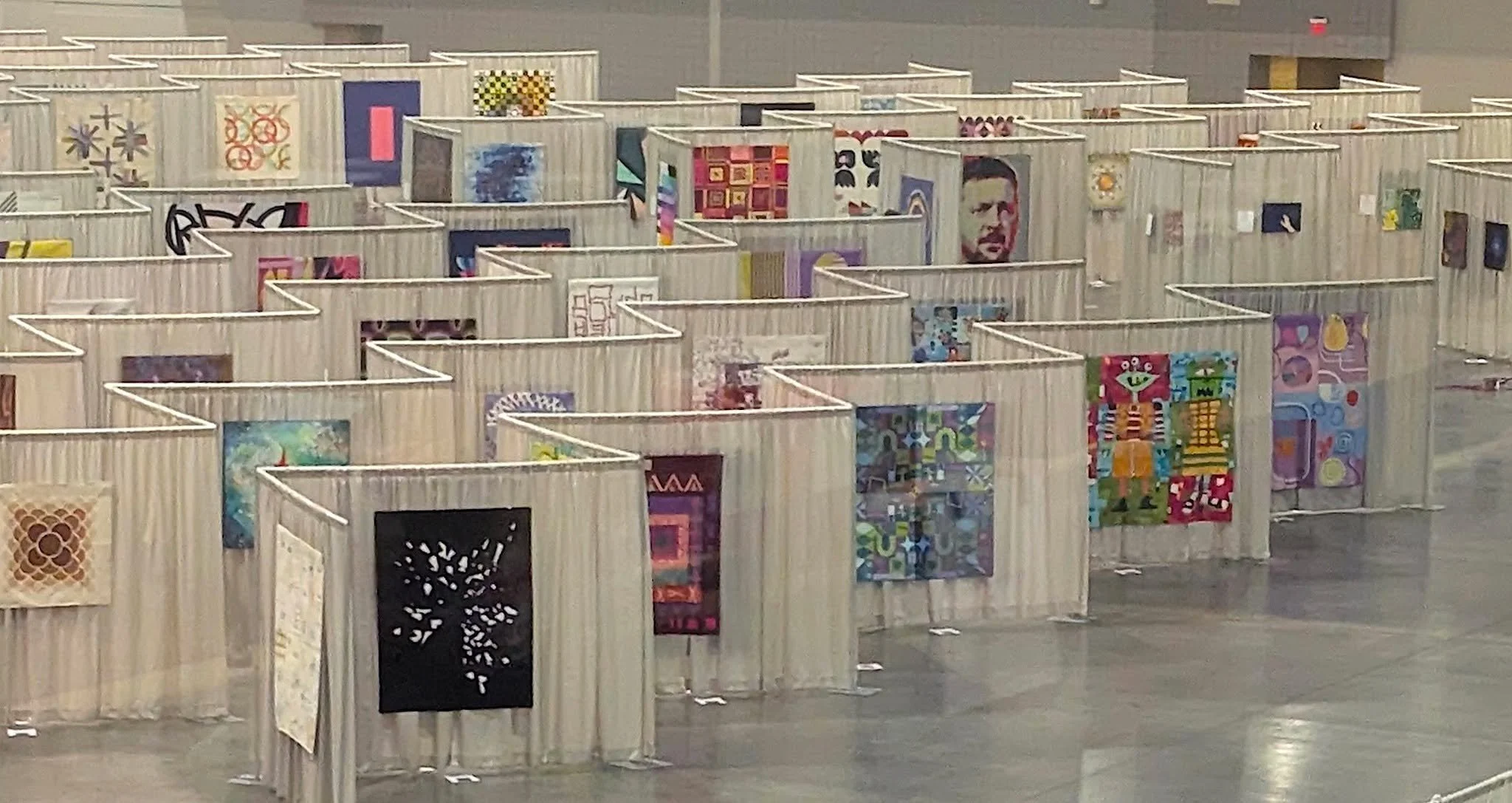 Reposted from The Modern Quilt Guild... 

View the QuiltCon 2026 Quilts Online Now!

If you missed the opportunity to attend QuiltCon 2026, or even if you attended and just missed some of the quilts, we&rsquo;re excited to share that we are bringing 