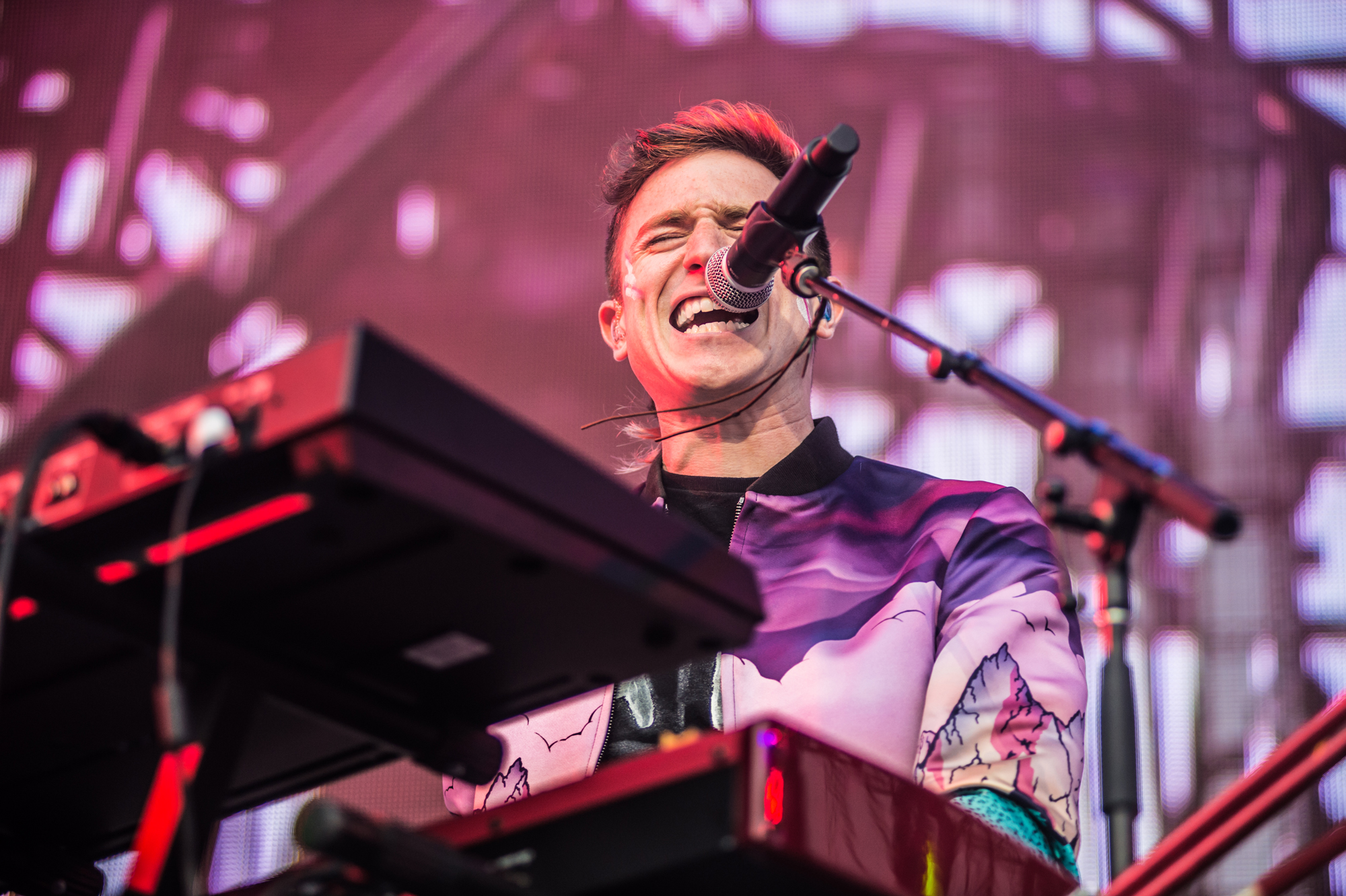 Walk The Moon, KROQ Weenie Roast 2015