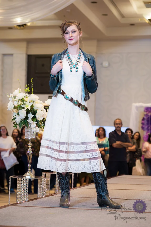 B2 B193063 Ivory