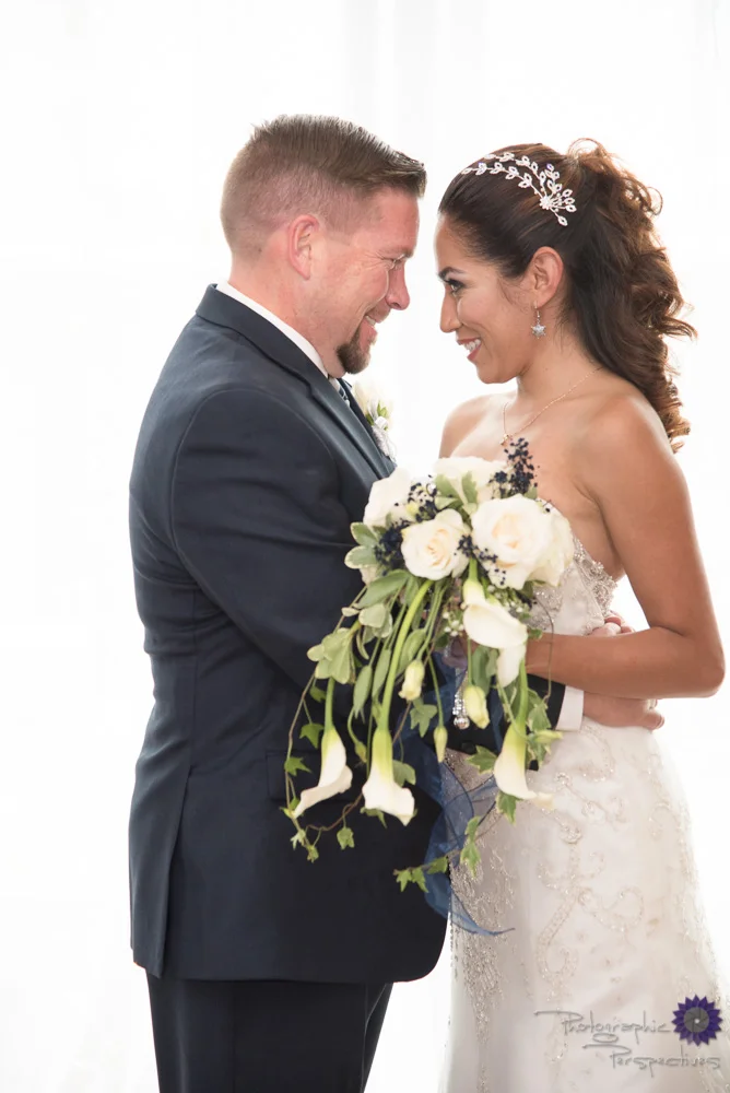 outdoor wedding pictures