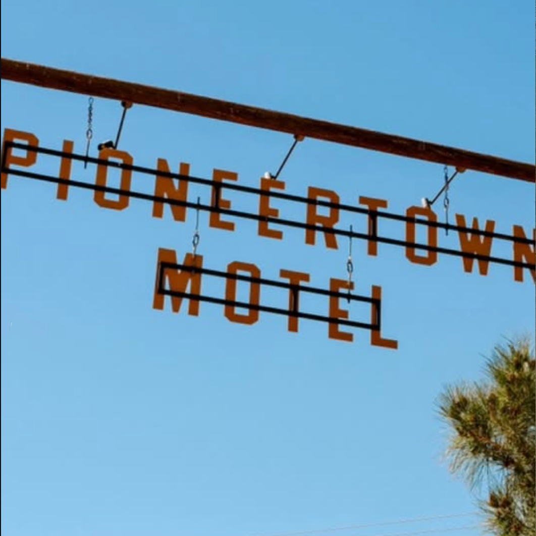 poineer town motel PM.png