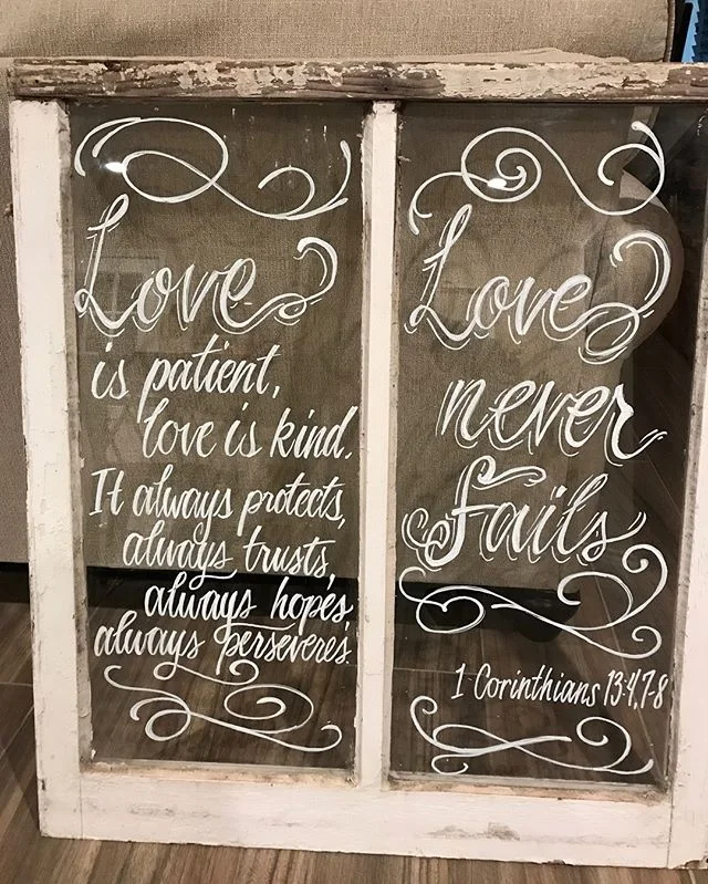 Painted these window panes over the weekend. Paintings make the best gifts 🎁Keep that in mind this holiday season!
#art #brushlettering #giftideas