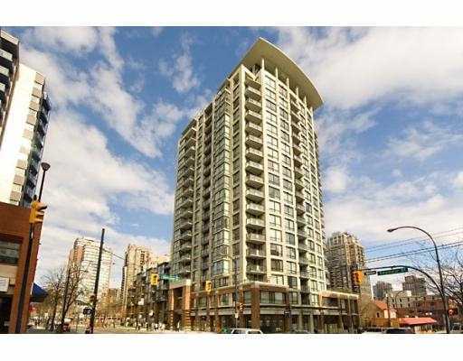 307-1082 Seymour Street SOLD