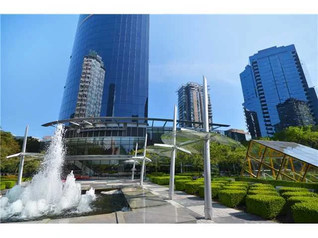 903-1050 Burrard Street    SOLD
