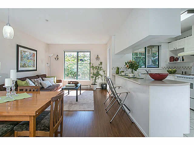 310-929 West 16th Avenue