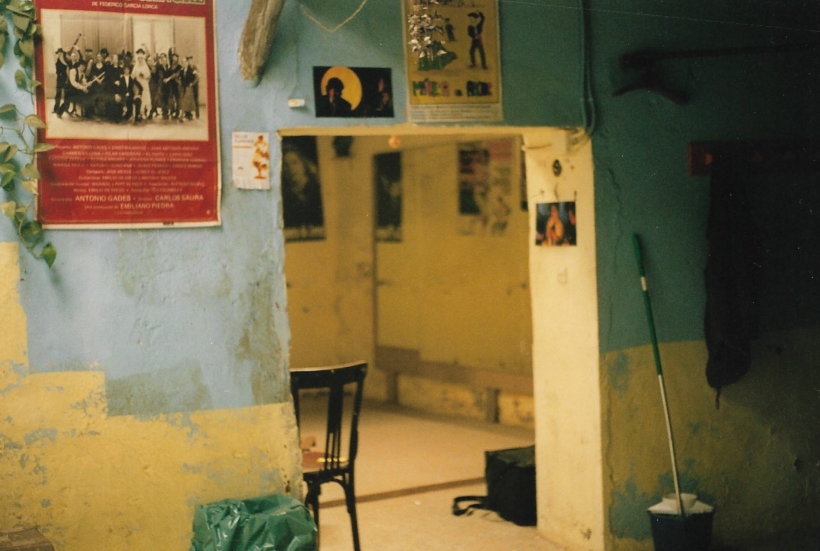A studio space in Sevilla I rented to practice in.