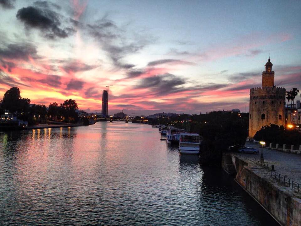 The Torre del Oro and the Río Guadalquivir at sunset