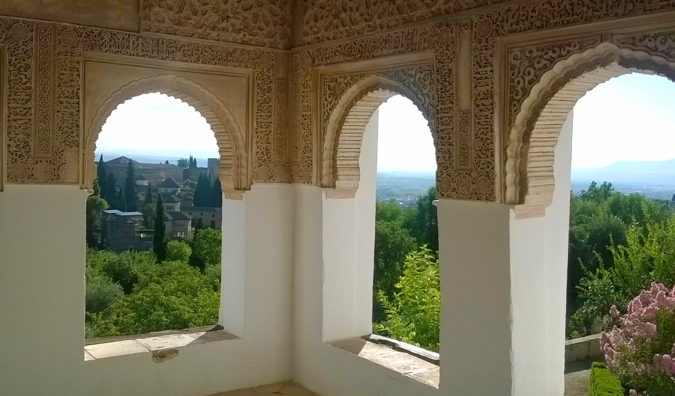 ventanas de la alhambra pixels.jpg
