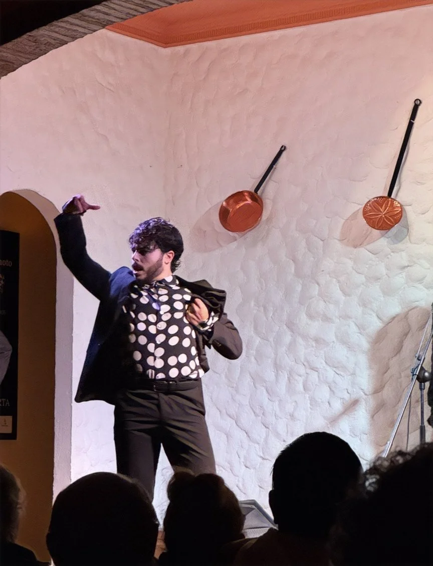 Como La Mujer Que Es Loca | A Flamenco Letra