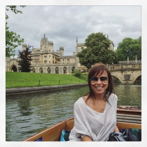 punting tour in cambridge
