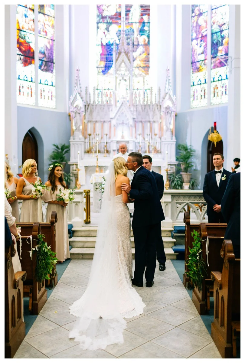 christinakarstphotography_immaculateconceptionwedding_larsen-148.jpg