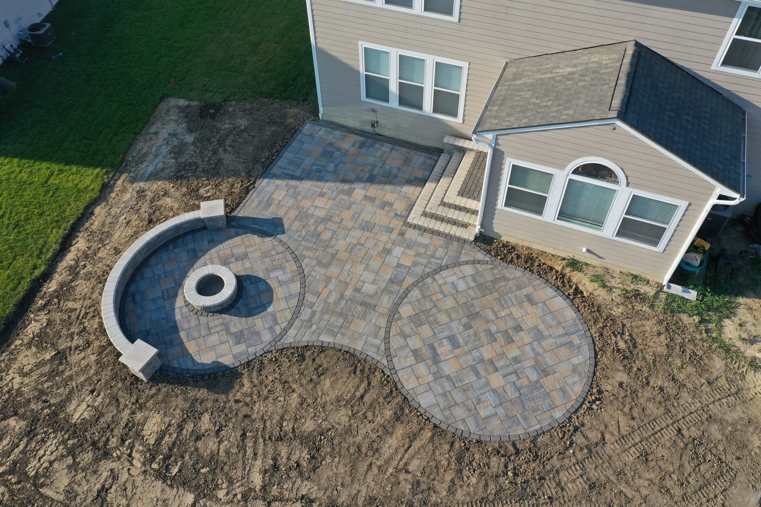 Paver Patio, Seat Wall & Fire Pit - Centerville