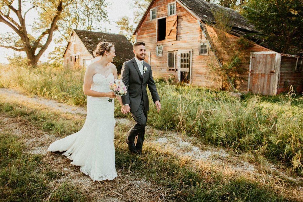 omaha barn wedding