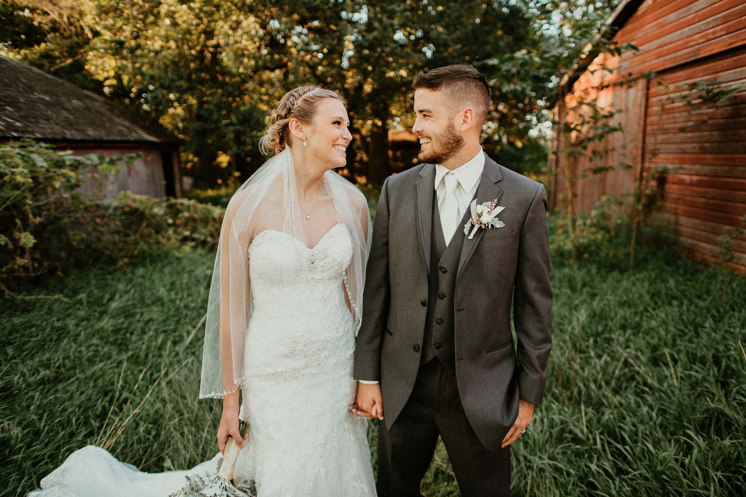 omaha barn wedding