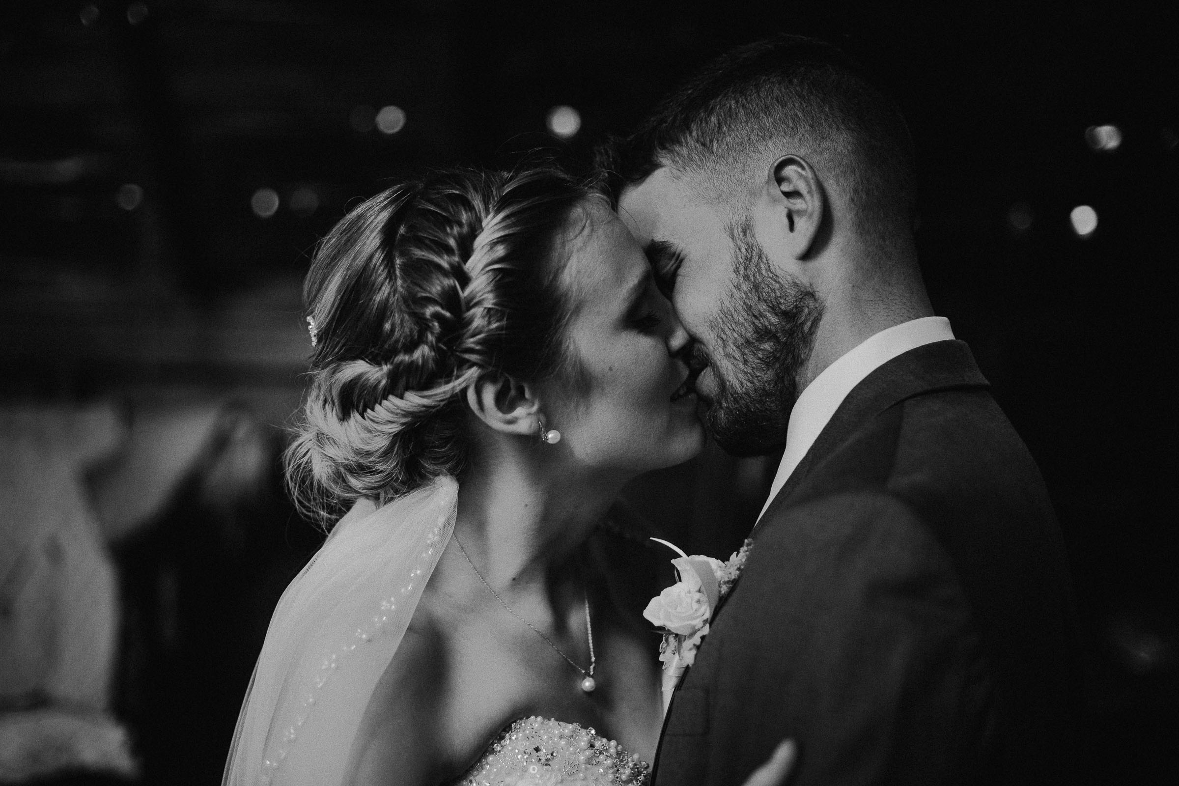 omaha barn wedding