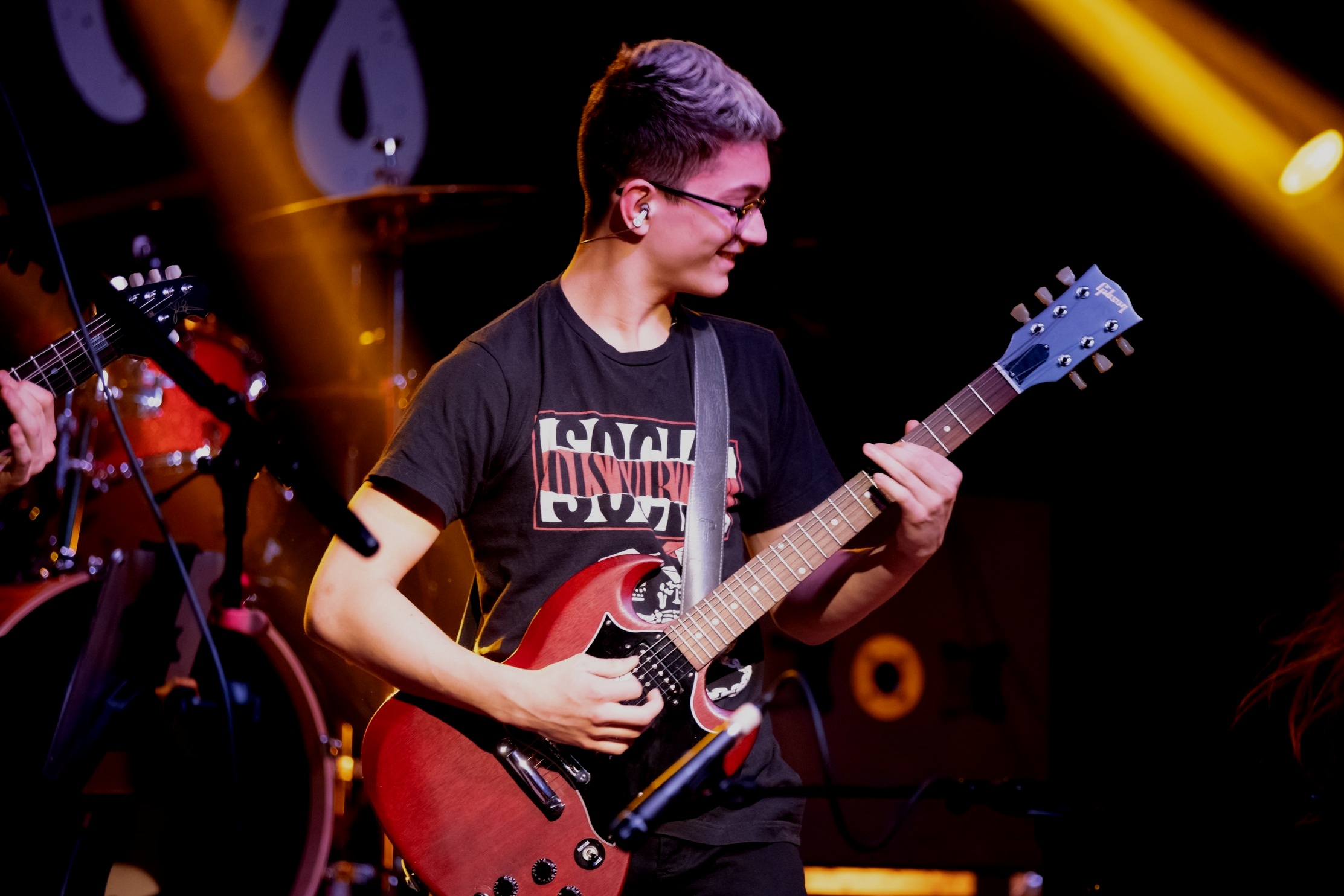 Guitar Lessons Gurnee Guitar Academy Learn Songs.jpg