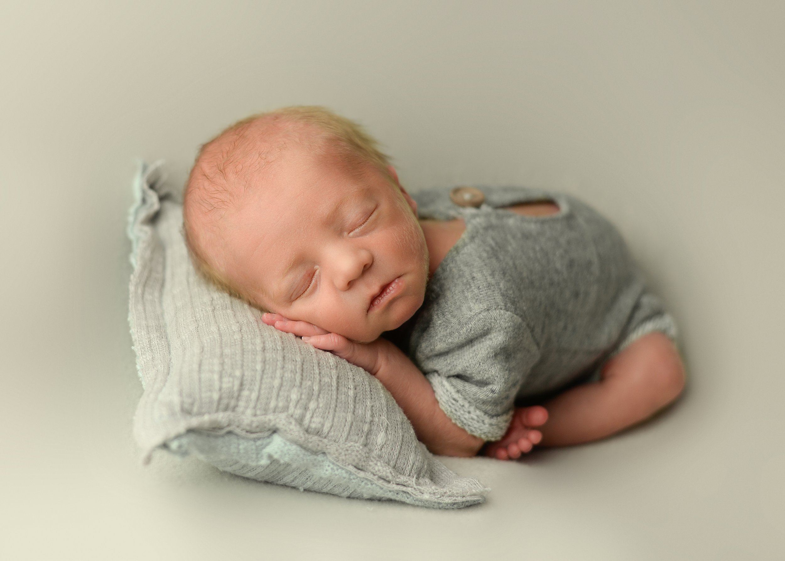 wilmington newborn photographer