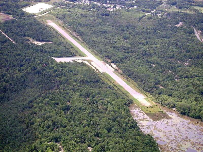 Killarney Municipal Airport