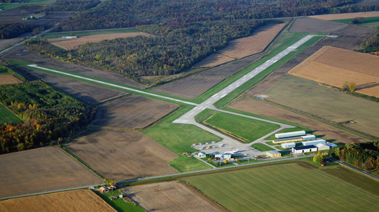 Stratford Municipal Airport