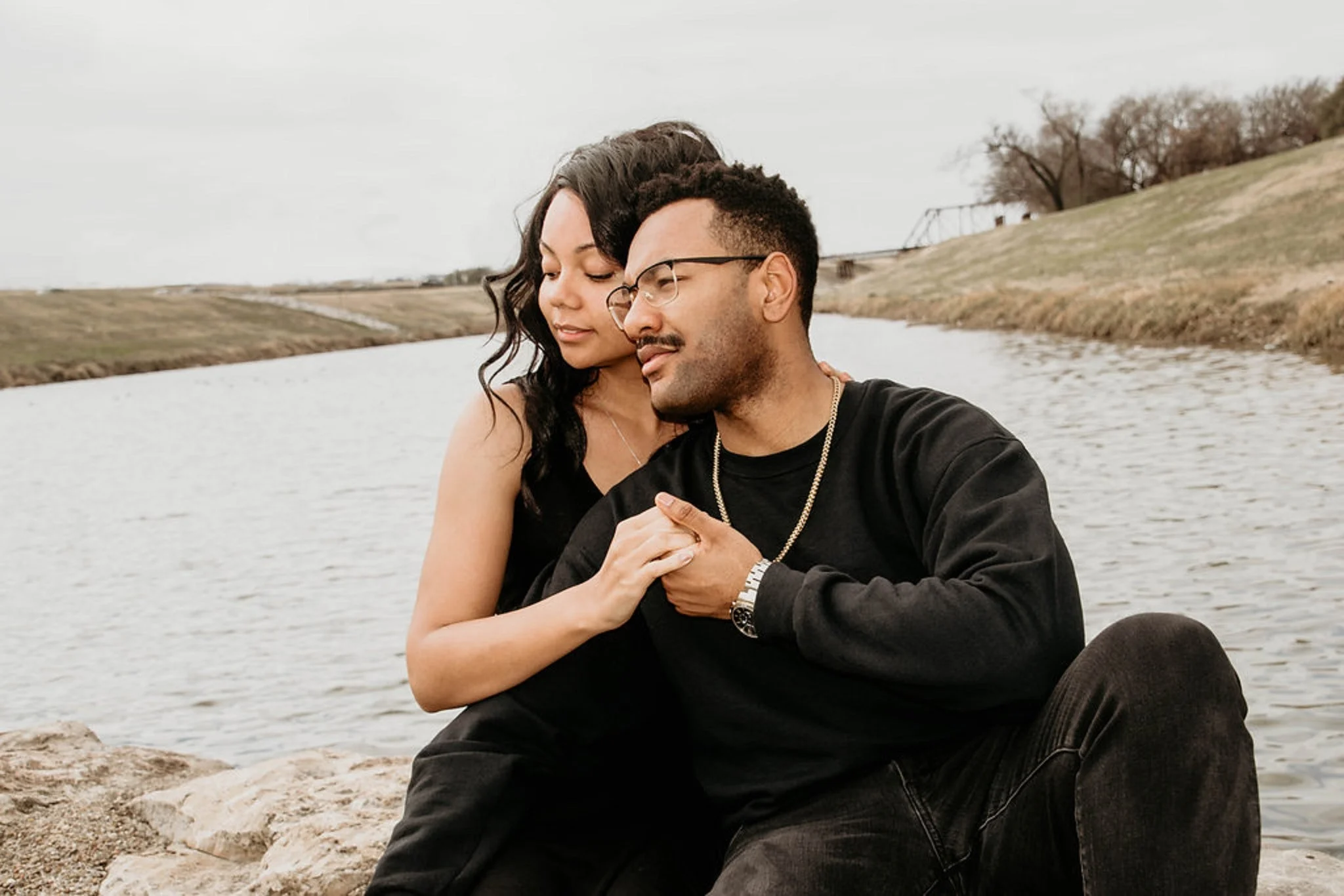 adult-affection-couple-888923.jpg