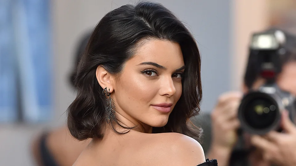 kendall-jenner-valerian-premiere-2017-1.jpg